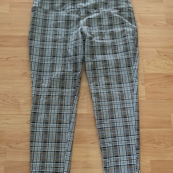 Natural Reflections Pants - Natural Reflections Women's Plaid Ankle Pants - Black, White, and Brown